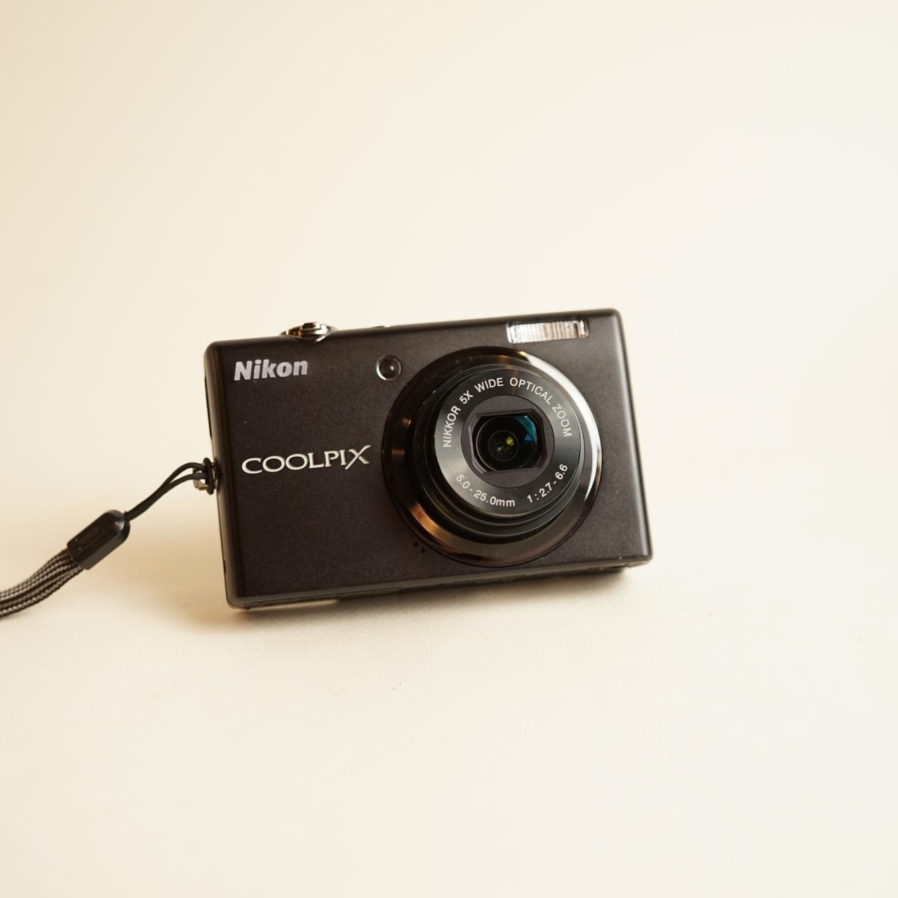 Nikon Coolpix S570 Digital Camera | 12.0MP | Tested & Working | Black