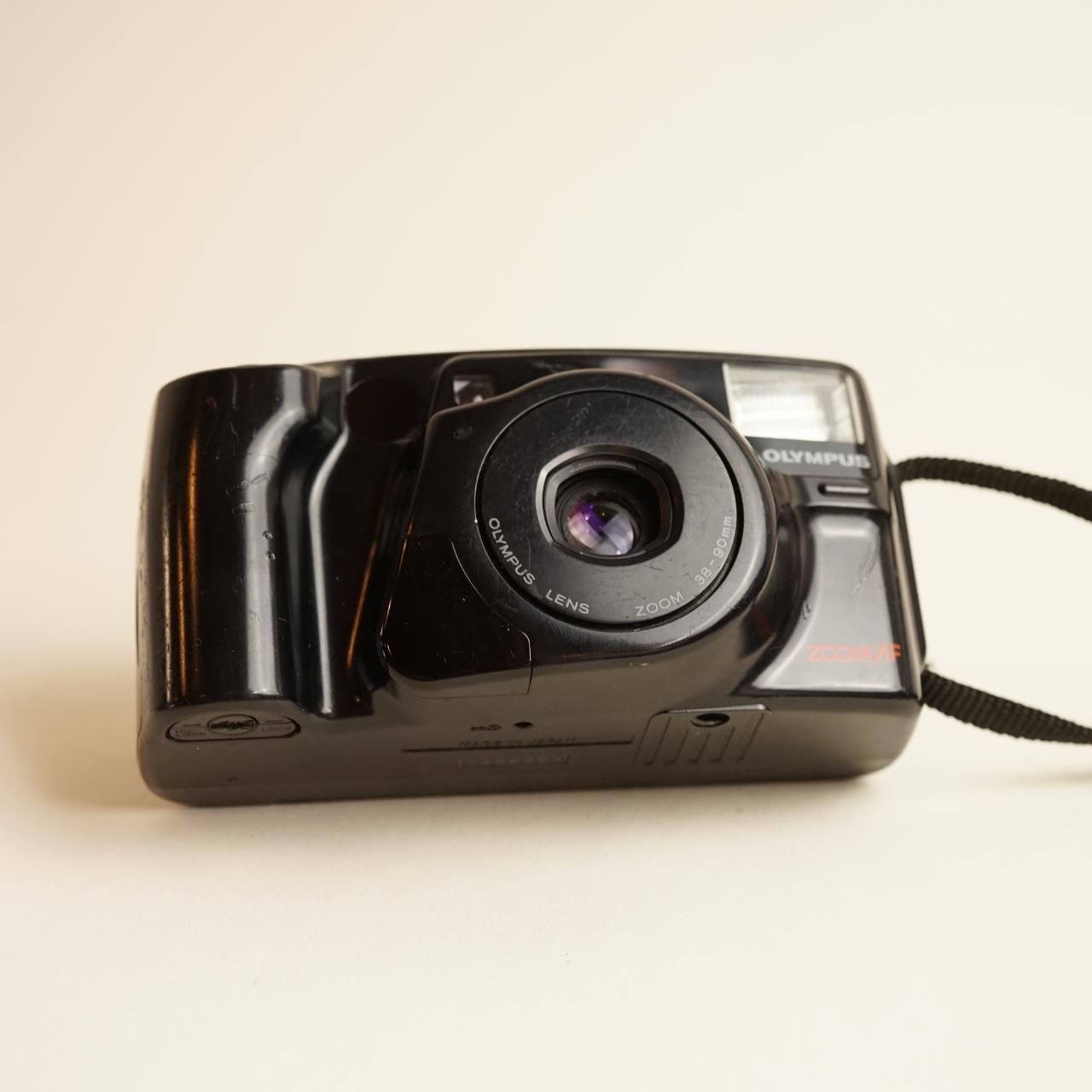 Olympus Infinity Zoom 230 Film Camera | 35mm Point & Shoot | | Tested & Working | Black