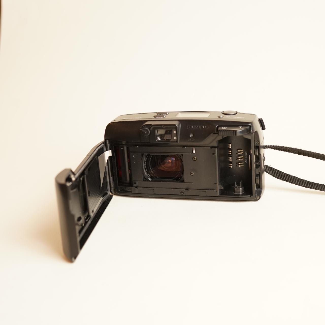 Olympus Infinity Super Zoom 3500 Film Camera | 35mm Point & Shoot | Tested & Working | Black