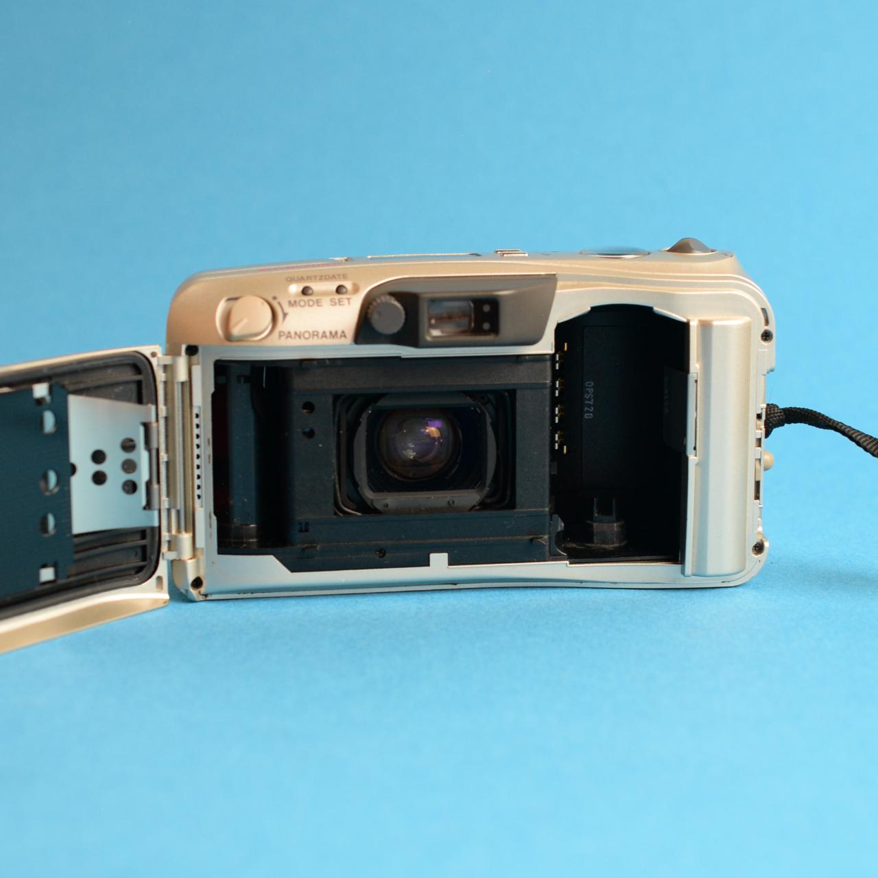 Olympus Infinity Stylus Zoom 140 DLX Film Camera | 35mm Point & Shoot | Read Description | Silver