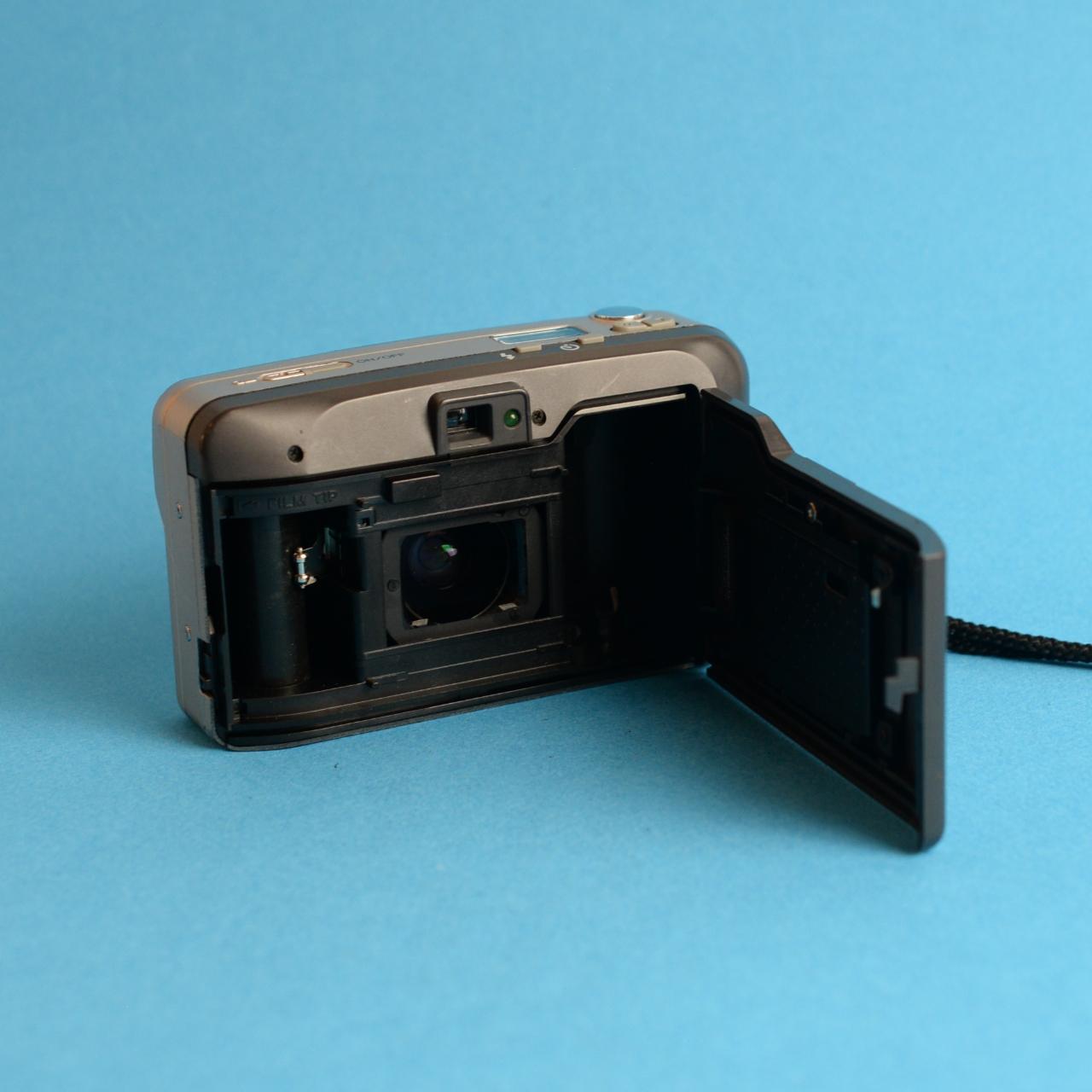 Minolta Traveler Freedom Zoom 35mm Film Camera | Tested & Working | Silver