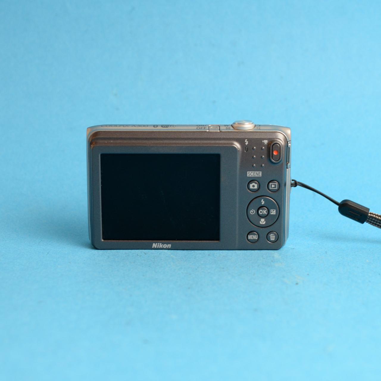 Nikon Coolpix A300 Digital Camera | 20MP | Tested & Working | Silver