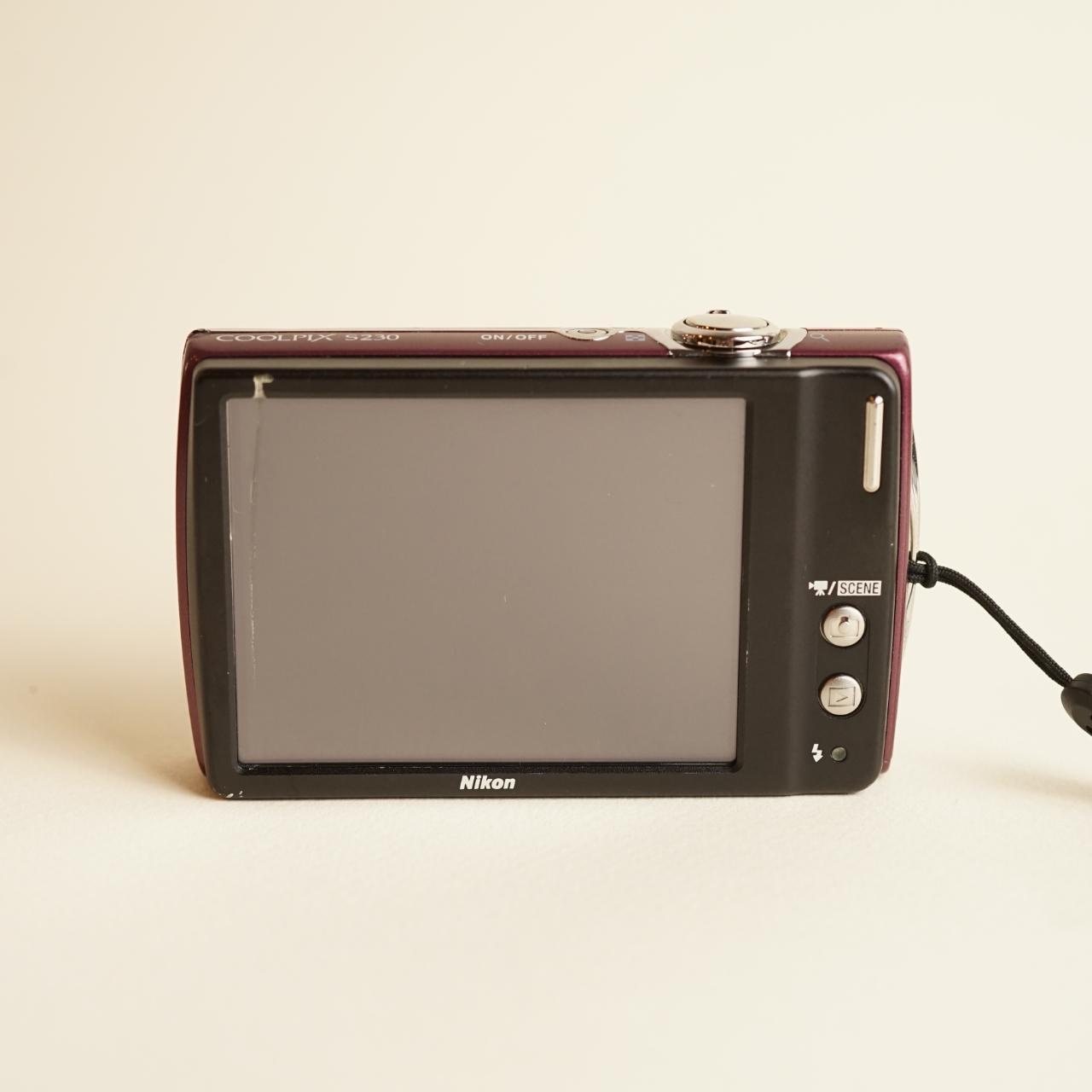 Nikon Coolpix S230 Digital Camera | 10MP | Tested & Working | Maroon