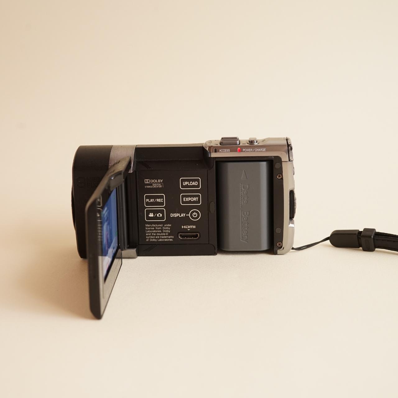 JVC Everio GZ-X900AH Digital Camcorder | 10.3MP | Tested & Working | Black