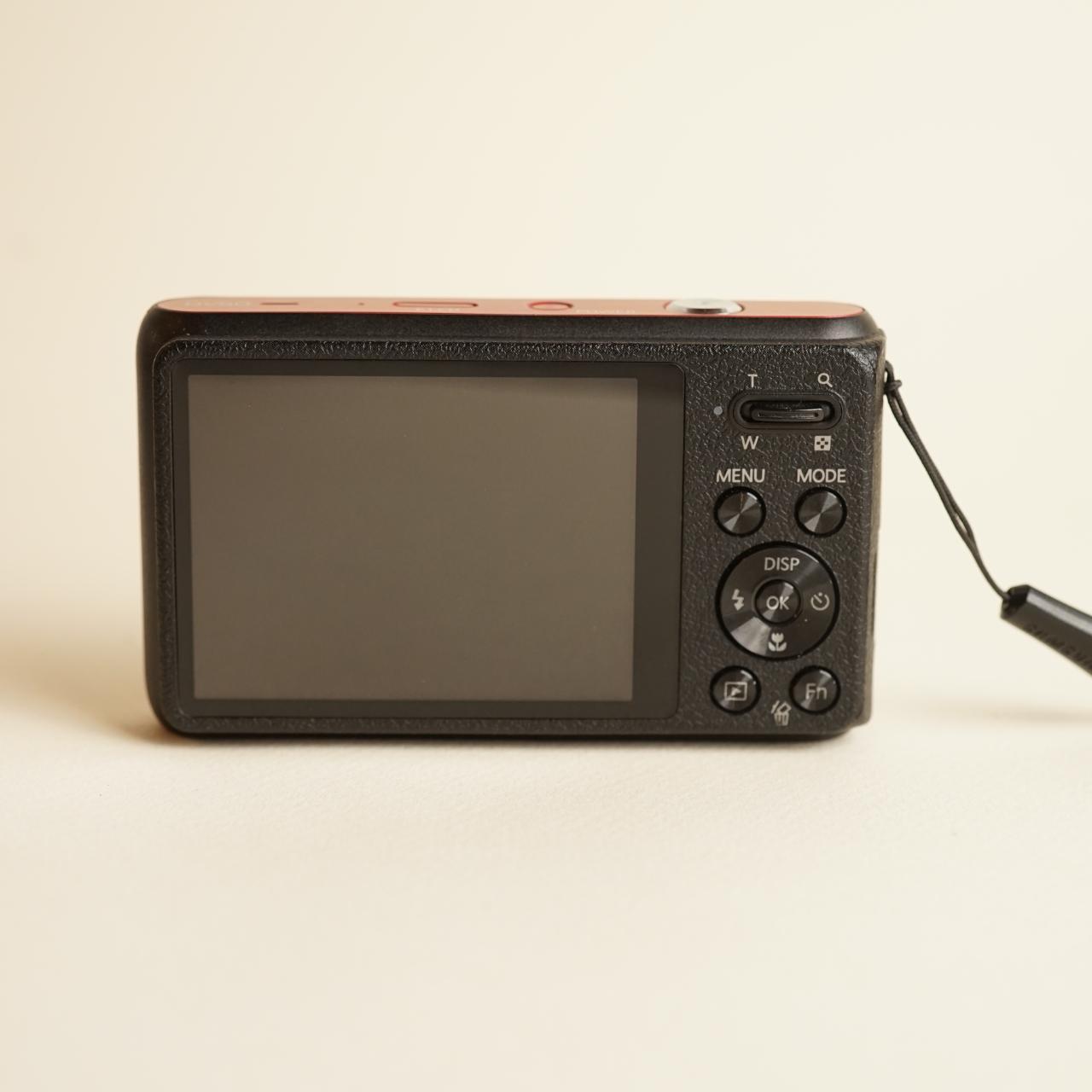 Samsung DV50 Digital Camera W/ Selfie Screen | 16MP | Tested & Working | Black