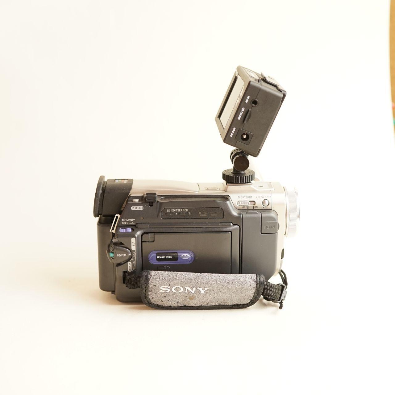 Sony Handycam DCR-TRV10 MiniDV Camcorder with Tapeless Setup | Tested & Working | Silver