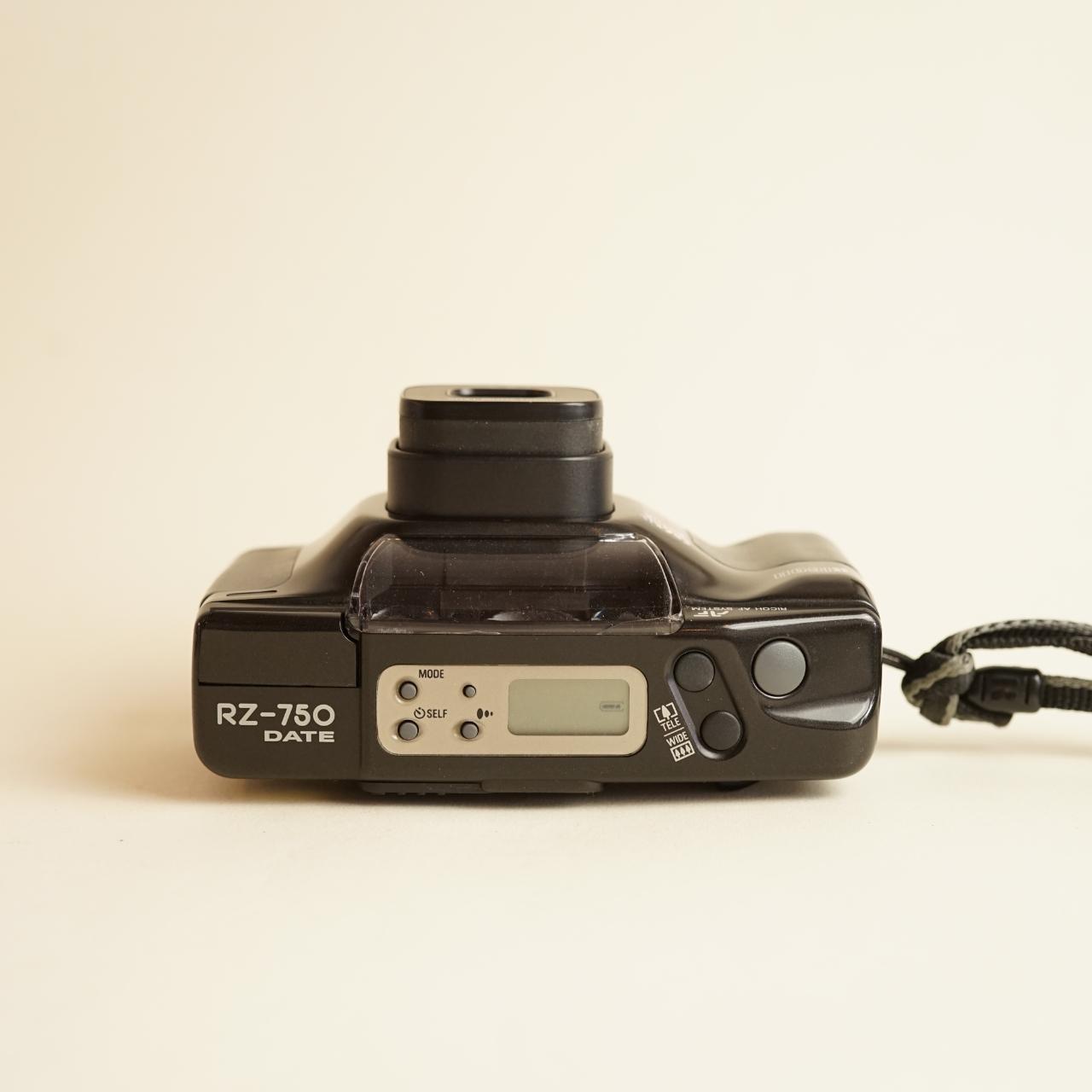 Ricoh RZ-750 Film Camera | 35mm Point & Shoot | Read Description | Black