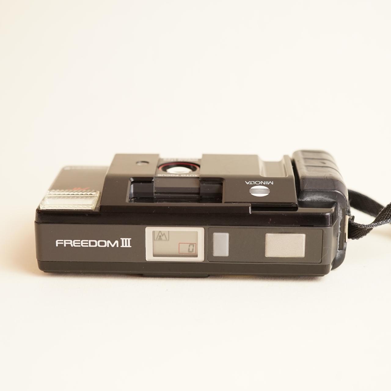 Minolta Freedom III Film Camera | 35mm Point & Shoot | Tested & Working | Black
