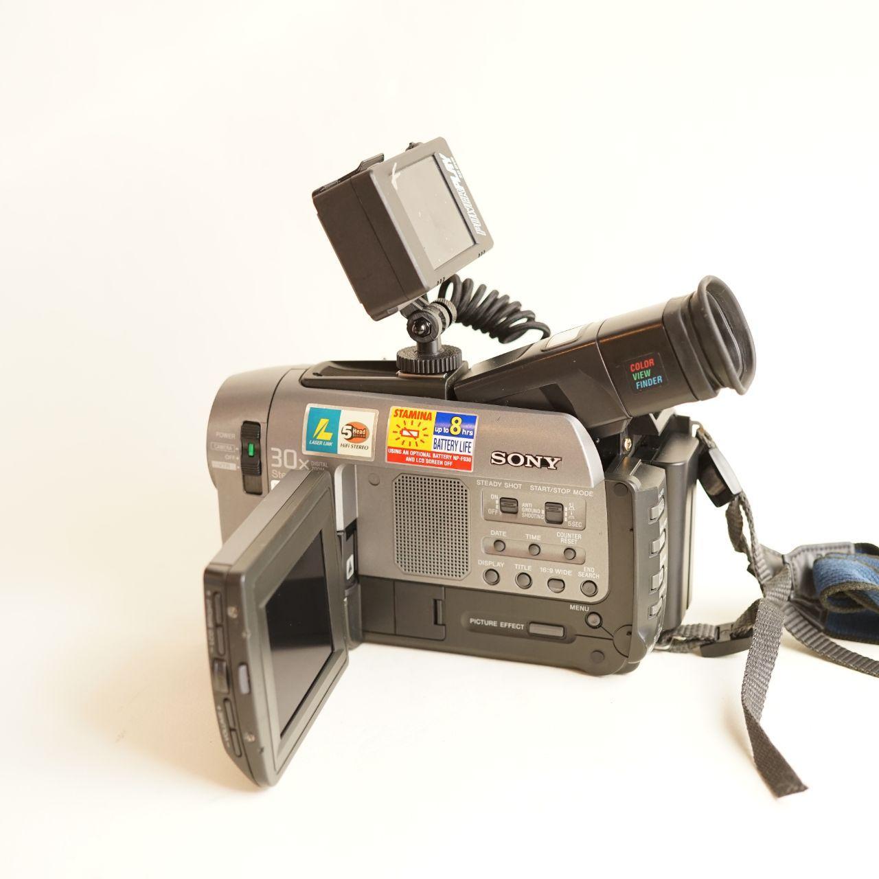 Sony Handycam CCD-TRV72 Hi8 Camcorder with Tapeless Setup | Tested & Working | Silver