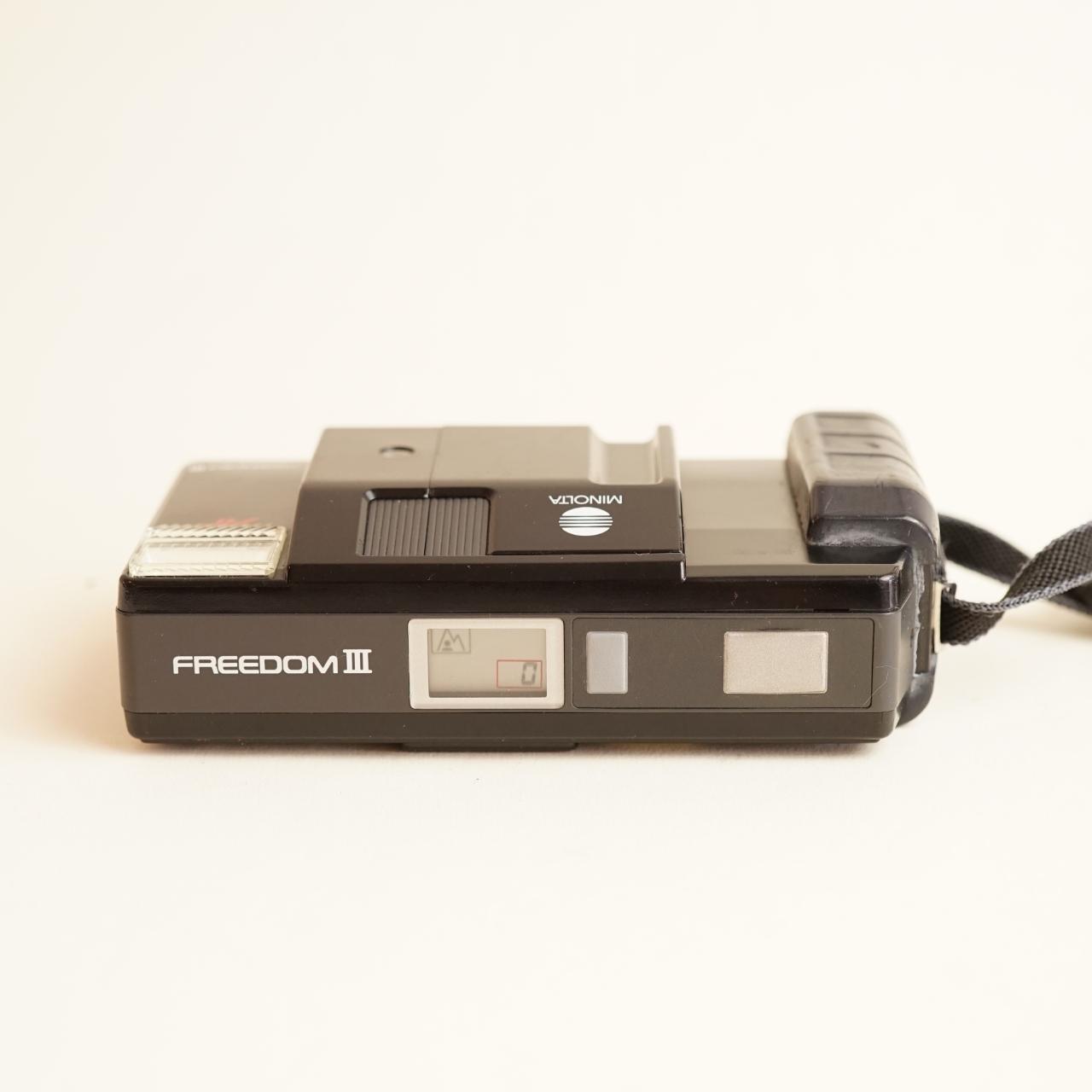 Minolta Freedom III Film Camera | 35mm Point & Shoot | Tested & Working | Black