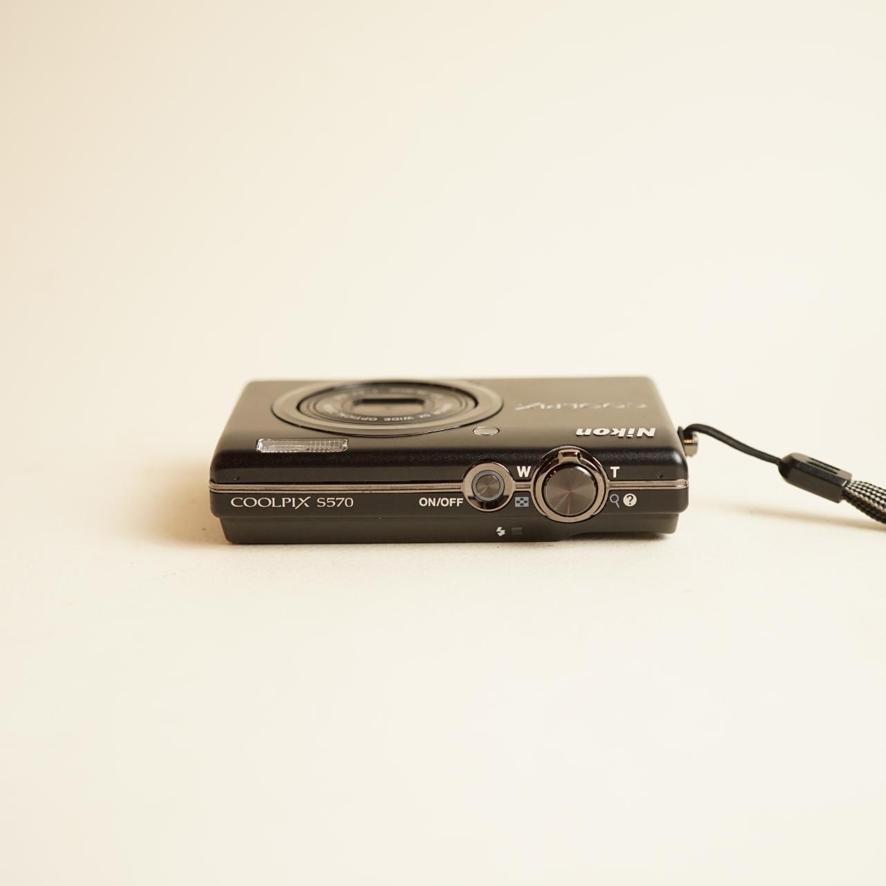 Nikon Coolpix S570 Digital Camera | 12.0MP | Tested & Working | Black