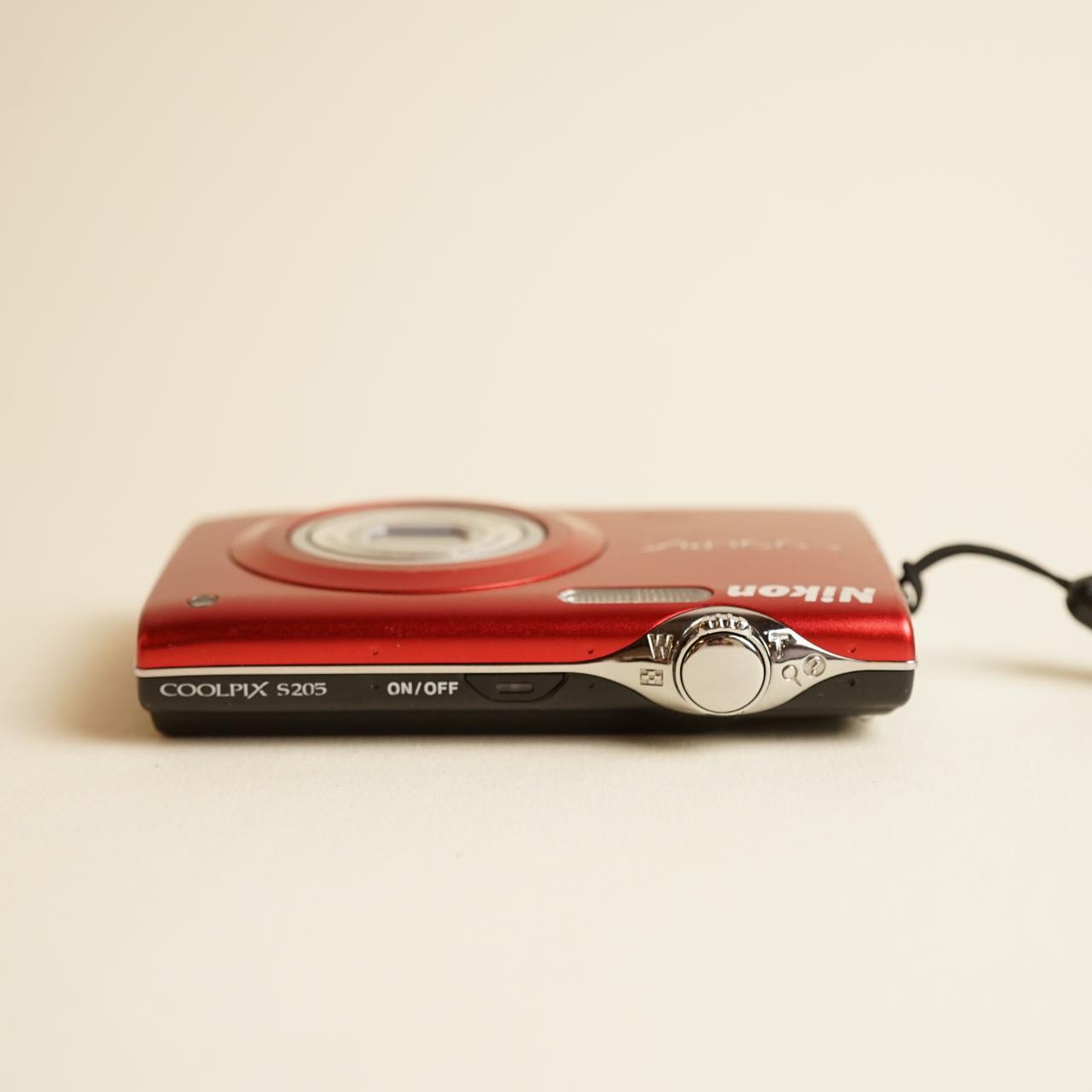 Nikon Coolpix S205 Digital Camera | 12MP | Tested & Working | Red