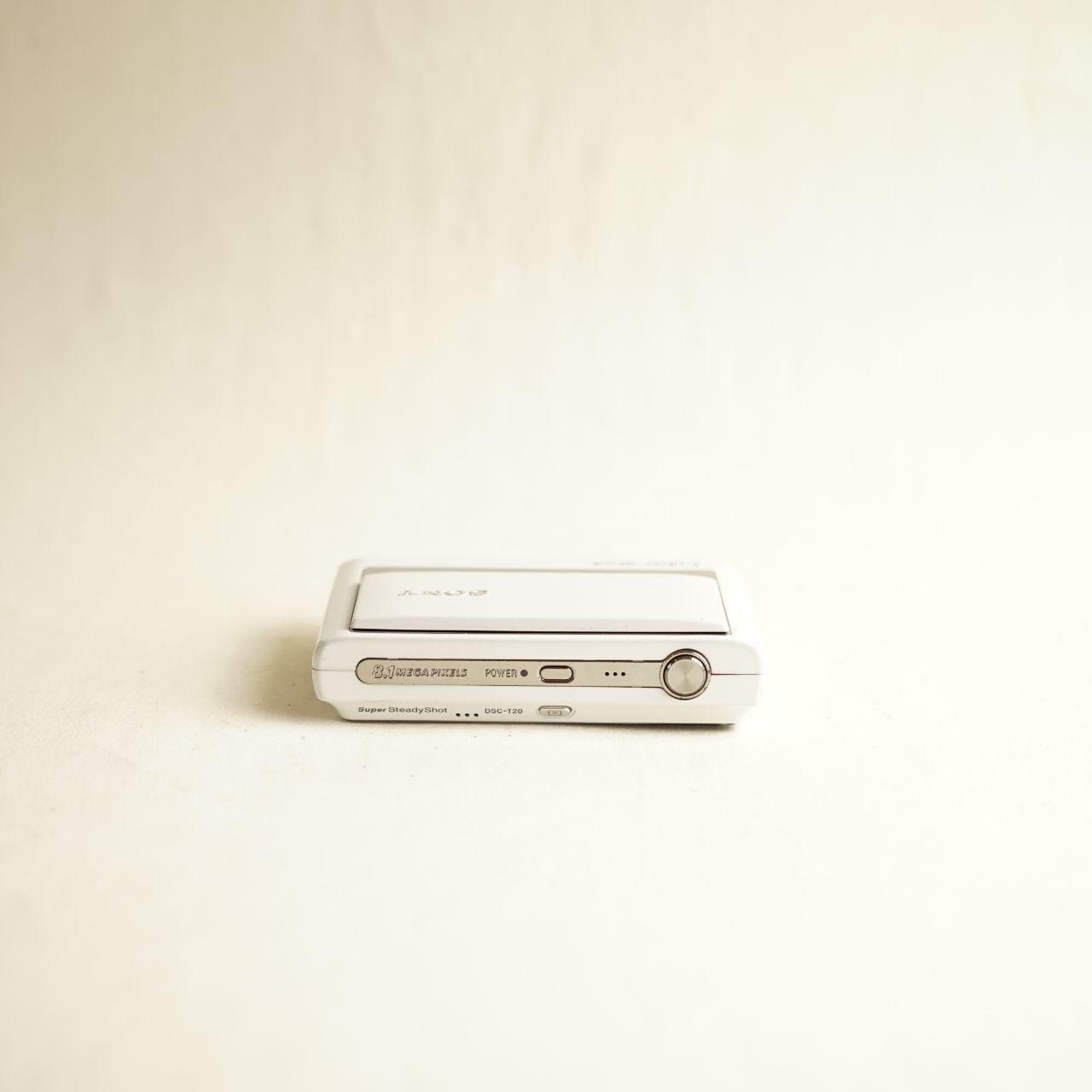 Sony Cyber-shot DSC-T20 Digital Camera | 8.1MP | Tested & Working | White