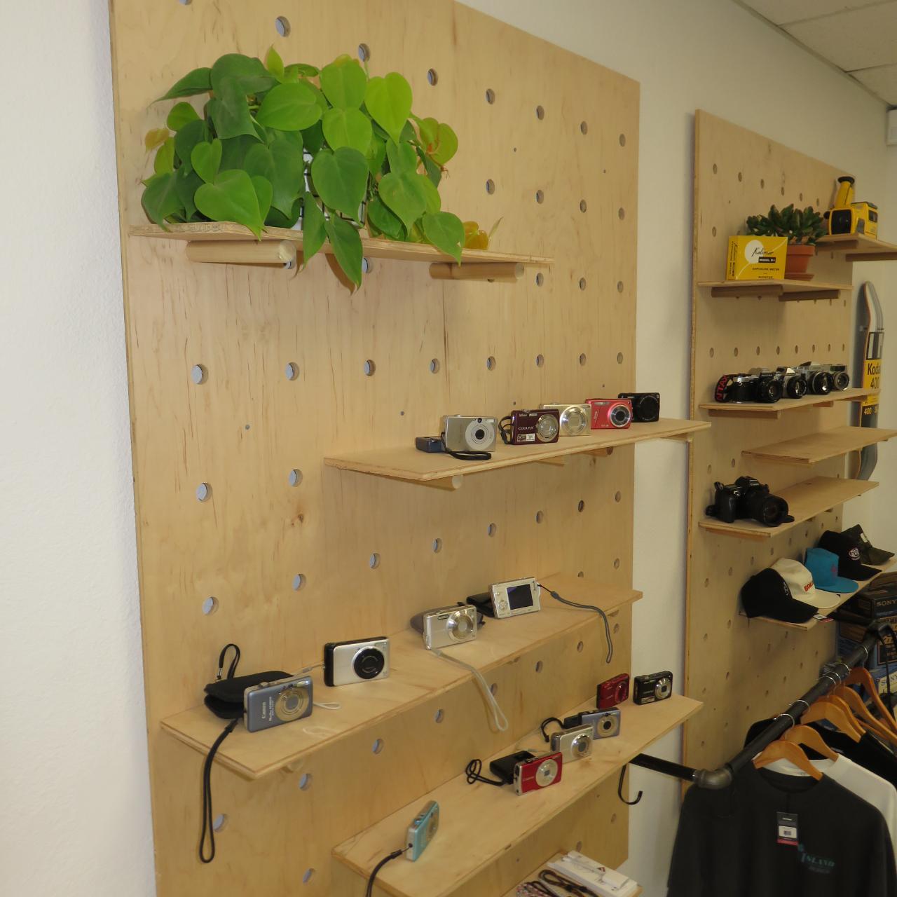 Canon PowerShot SX710 HS Digital Camera | 20.3MP | Read Description | Red