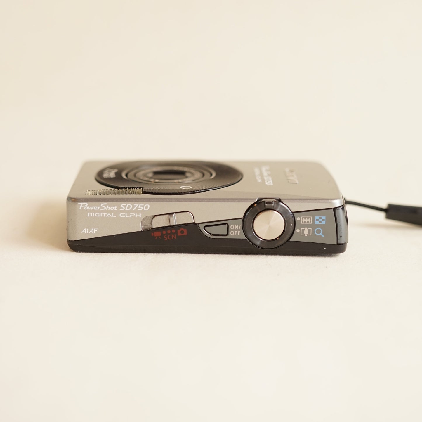 Canon PowerShot SD750 Digital Camera | 7MP | Tested & Working | Silver