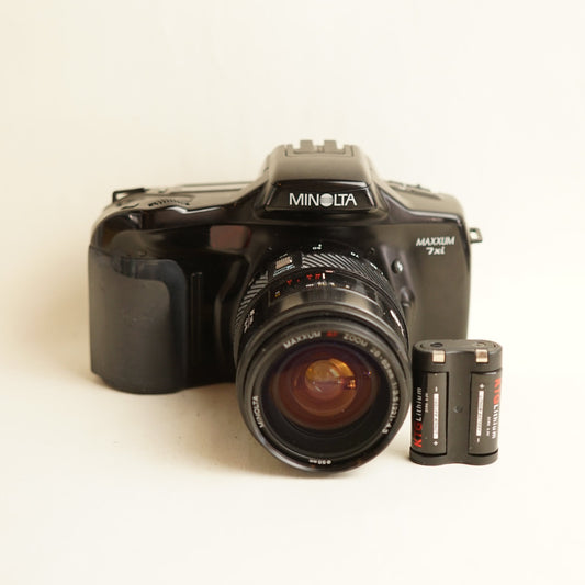 Minolta Maxxum 7xi Film Camera | 35mm SLR | Tested & Working | Black