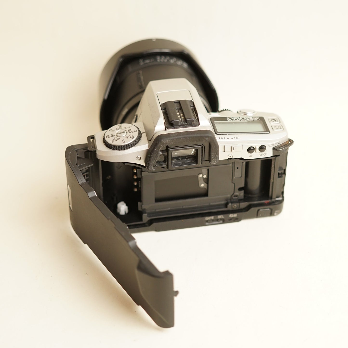Minolta Maxxum 5 Film Camera | 35mm SLR | Tested & Working | Silver
