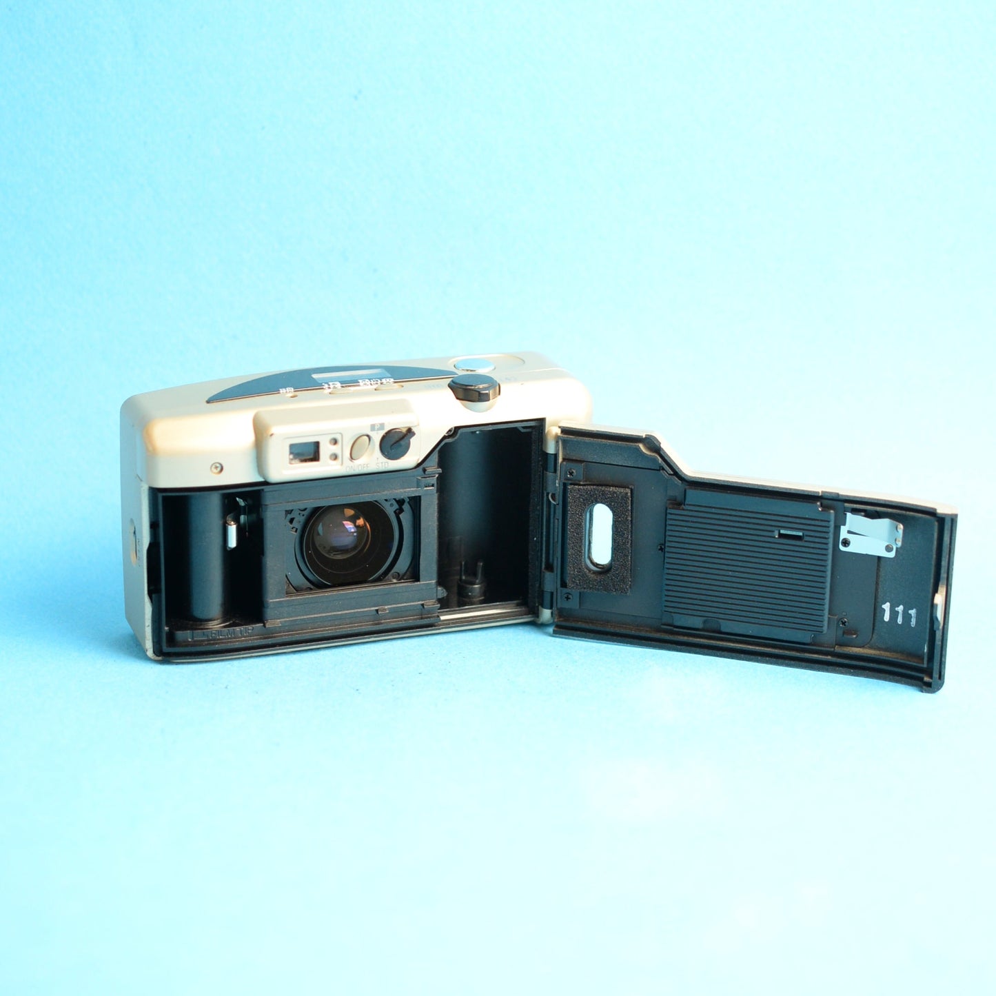 Vivitar PZ3140 Film Camera | 35mm Point & Shoot | Tested & Working | Gold