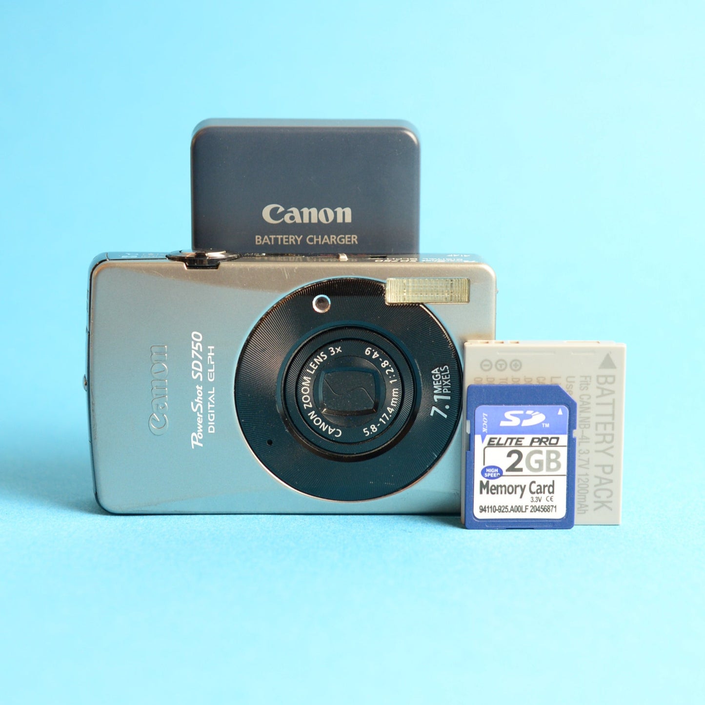 Canon PowerShot SD750 Digital Camera | 7MP | Tested & Working | Silver