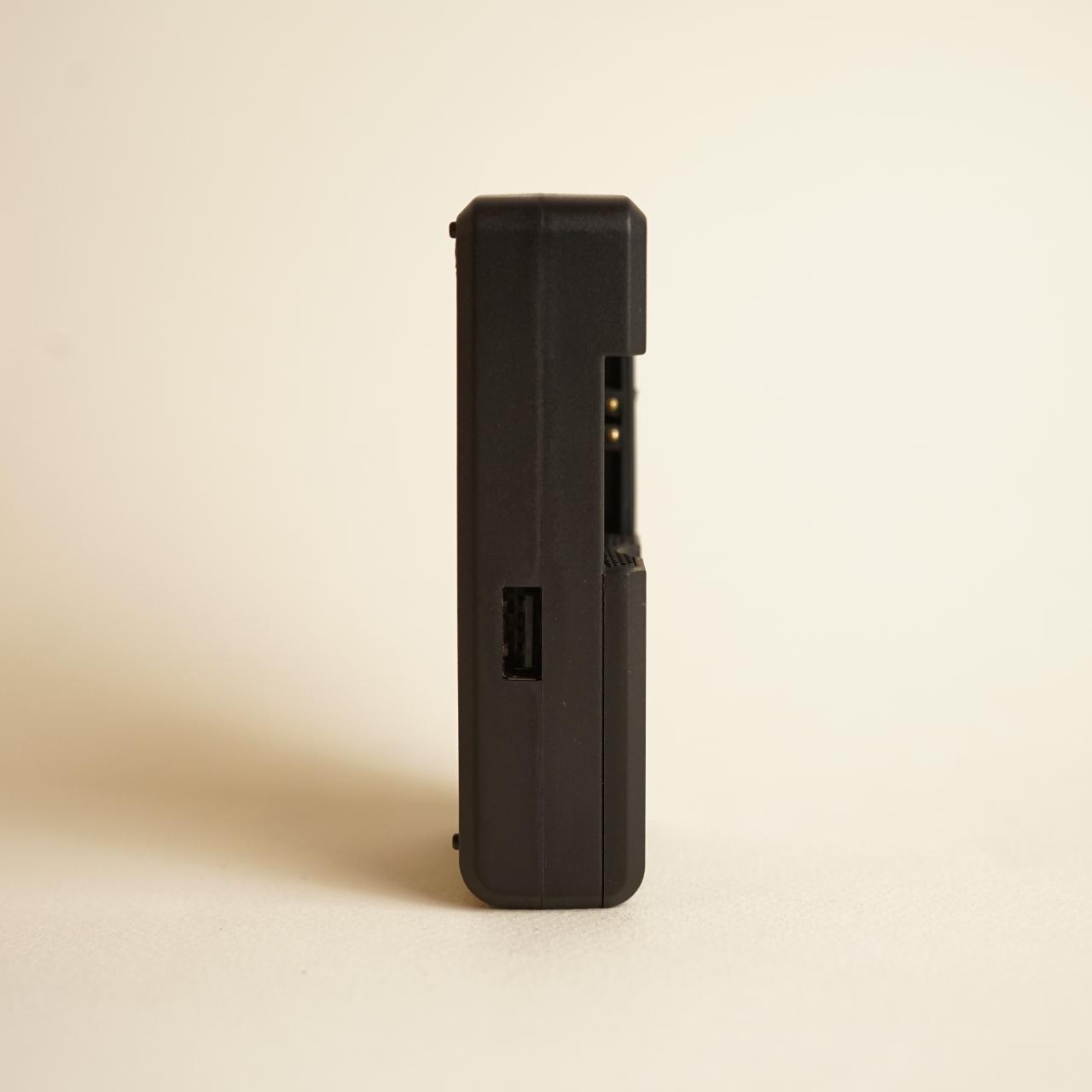 SoCal Cameras Universal Camera Battery Charger | For Digicam Batteries | Black