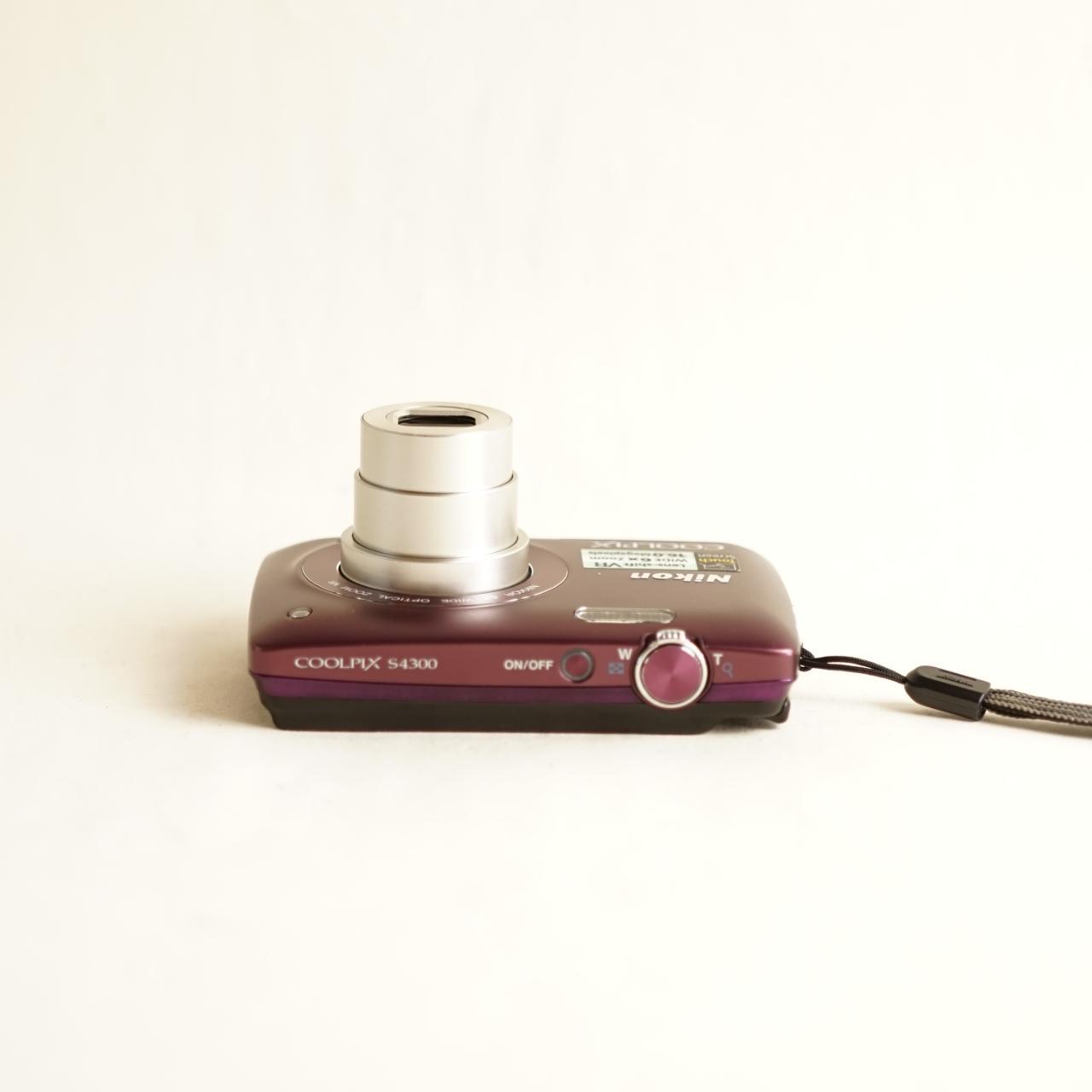 Nikon Coolpix S4300 Digital Camera | 16MP | Read Description | Maroon