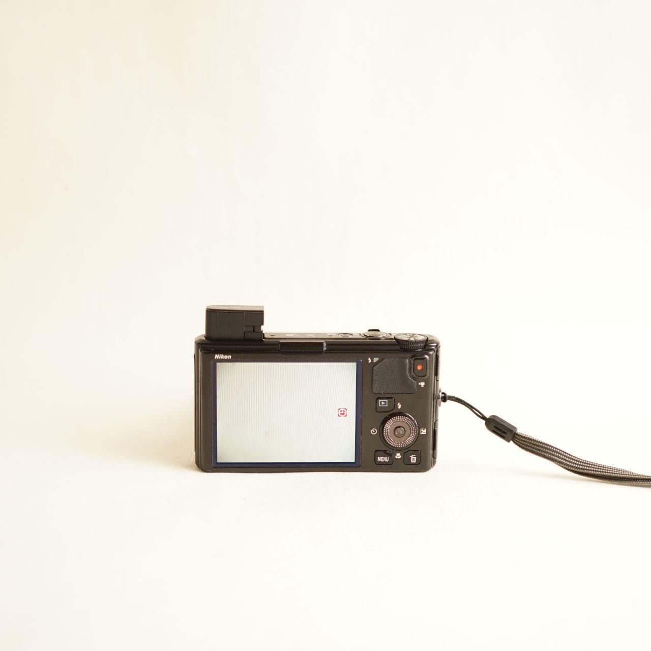 Nikon Coolpix S9500 Digital Camera | 18.1MP | Tested & Working | Black