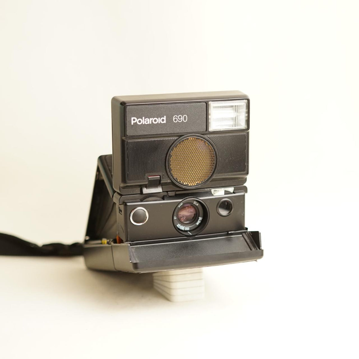 Polaroid 690 Instant Camera | Tested & Working | Black