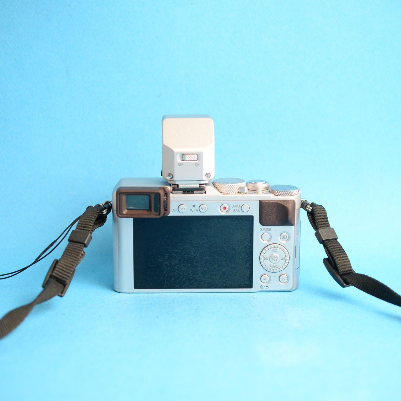 Panasonic Lumix DMC-LX100 Digital Camera | 12.8MP | Read Description | Silver