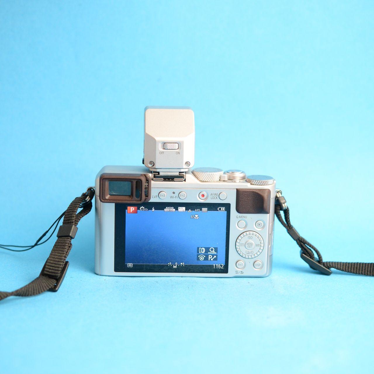 Panasonic Lumix DMC-LX100 Digital Camera | 12.8MP | Read Description | Silver