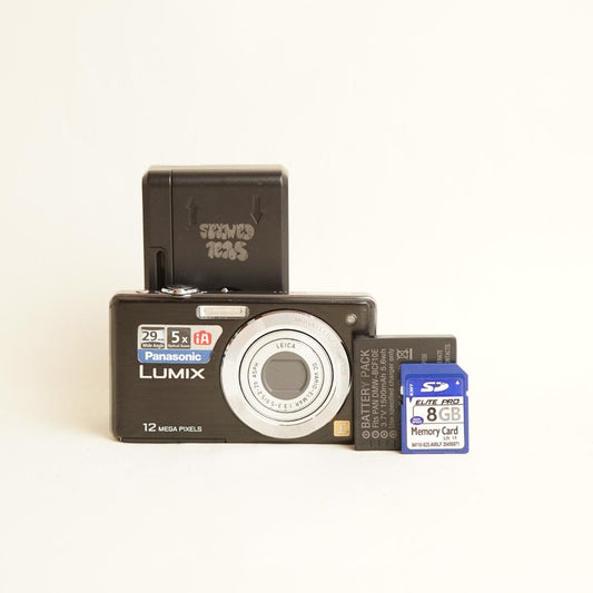 Panasonic Lumix DMC-FS15 Digital Camera | 12.1MP | Read Description | Black