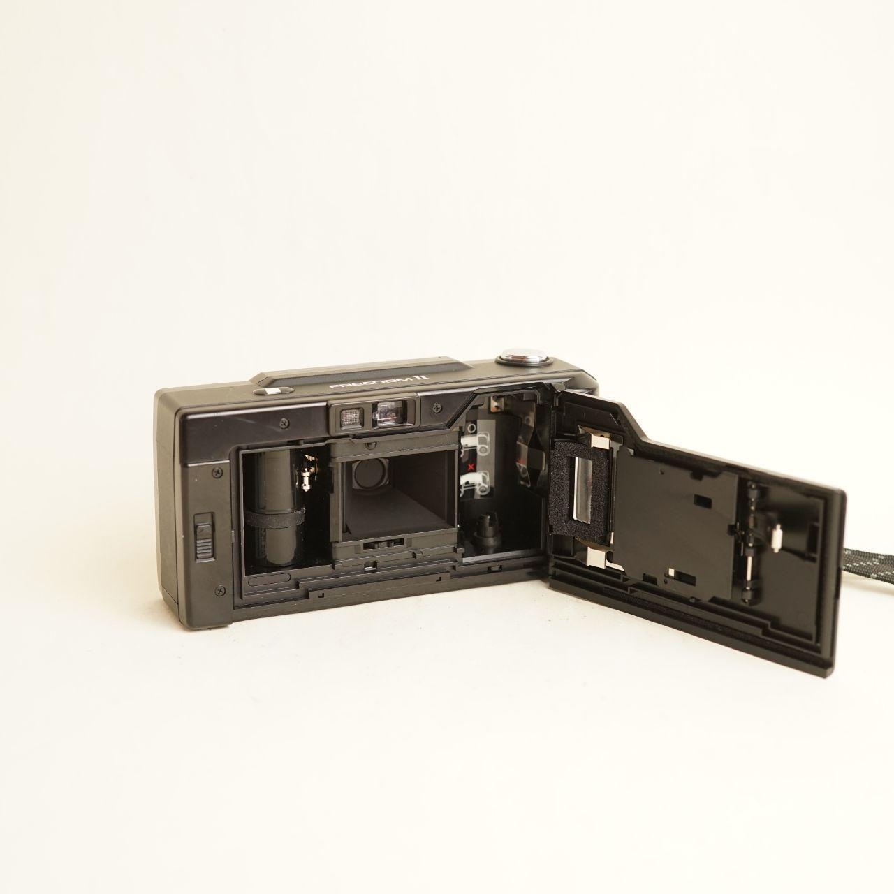 Minolta Freedom II Film Camera | 35mm Point & Shoot | Tested & Working | Black