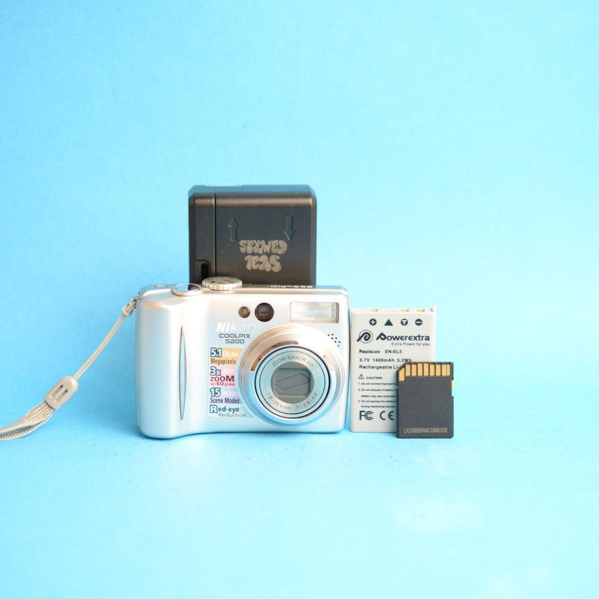 Nikon Coolpix 5200 Digital Camera | 5.1MP | Tested & Working | Silver