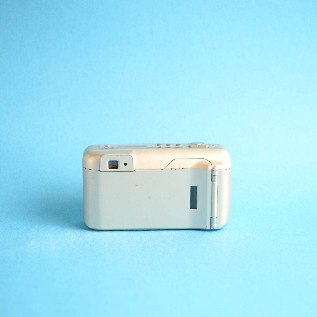 Minolta 110 Zoom Date Film Camera | 110 Point & Shoot | Tested & Working | Silver