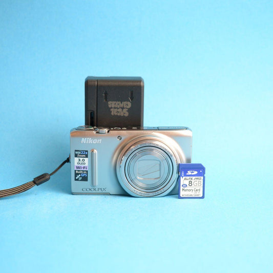 Nikon Coolpix S9500 Digital Camera | 18.1MP | Tested & Working | Silver