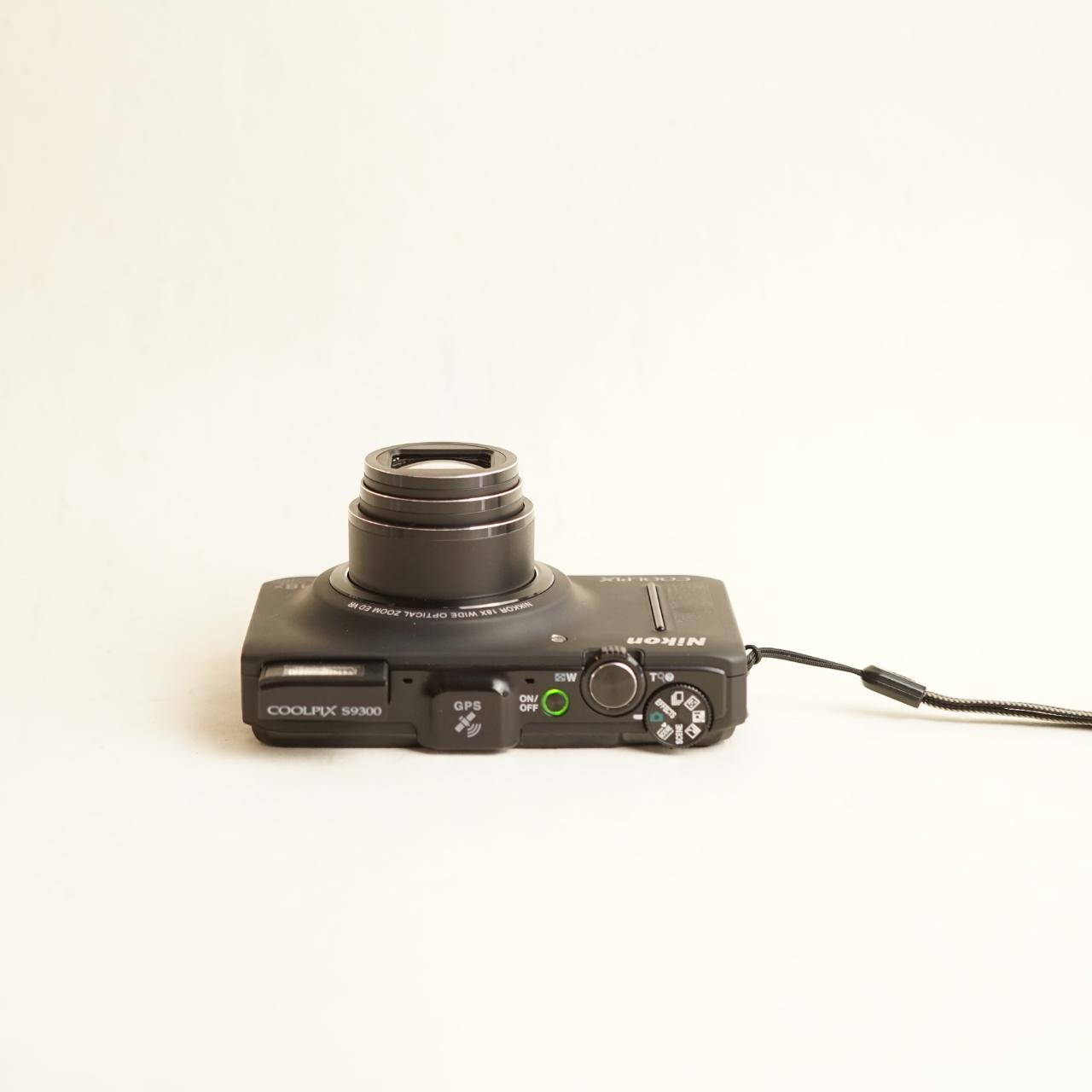 Nikon Coolpix S9300 Digital Camera | 16MP | Tested & Working | Black