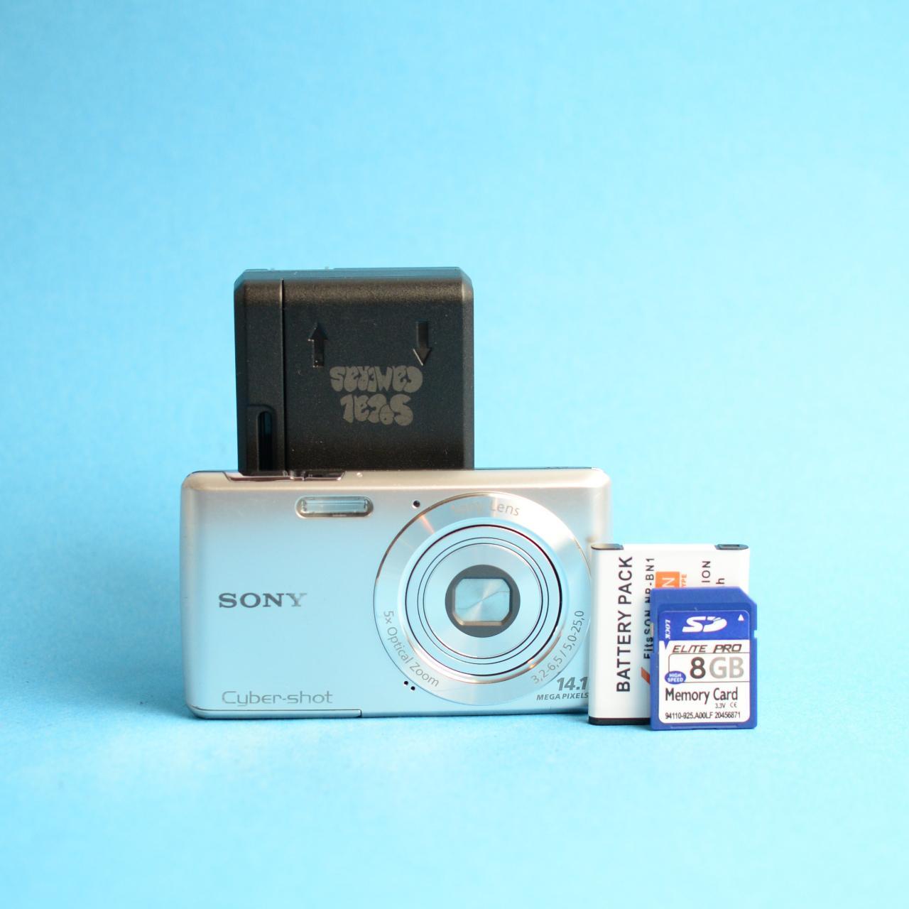 Sony Cyber-shot DSC-W620 Digital Camera | 14.1MP | Tested & Working | Silver