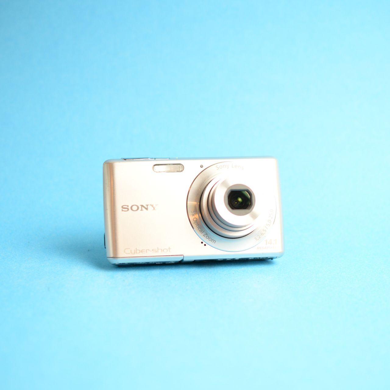 Sony Cyber-shot DSC-W620 Digital Camera | 14.1MP | Tested & Working | Silver