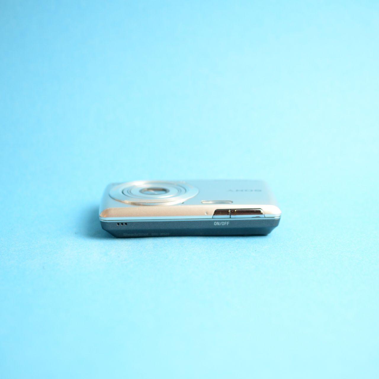 Sony Cyber-shot DSC-W620 Digital Camera | 14.1MP | Tested & Working | Silver