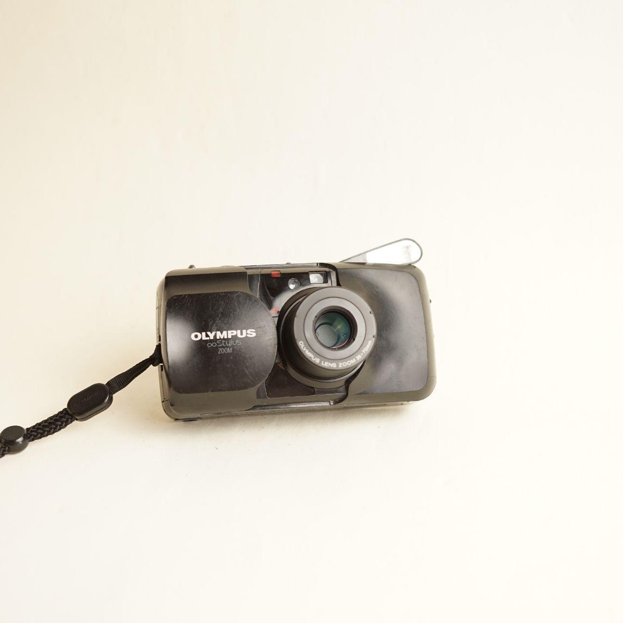 Olympus Infinity Stylus Zoom Film Camera | 35mm Point & Shoot | Tested & Working | Black