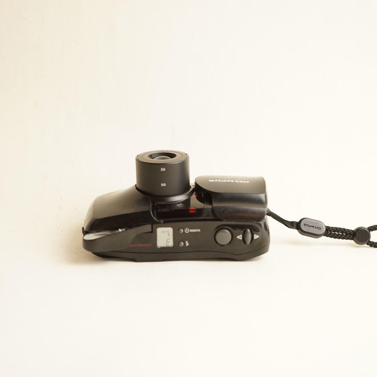 Olympus Infinity Stylus Zoom Film Camera | 35mm Point & Shoot | Tested & Working | Black