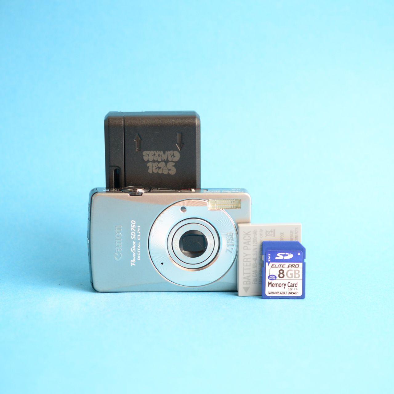 Canon PowerShot SD750 Digital Camera | 7.1MP | Tested & Working | Silver