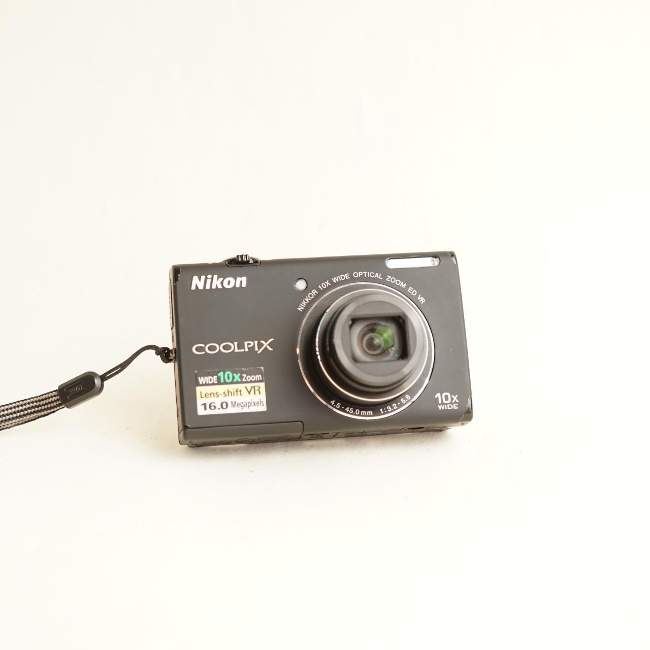 Nikon Coolpix S6200 Digital Camera | 16MP | Tested & Working | Black