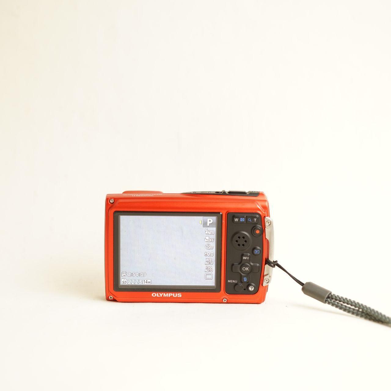 Olympus Stylus Tough TG-320 Digital Camera | 14MP | Tested & Working | Orange