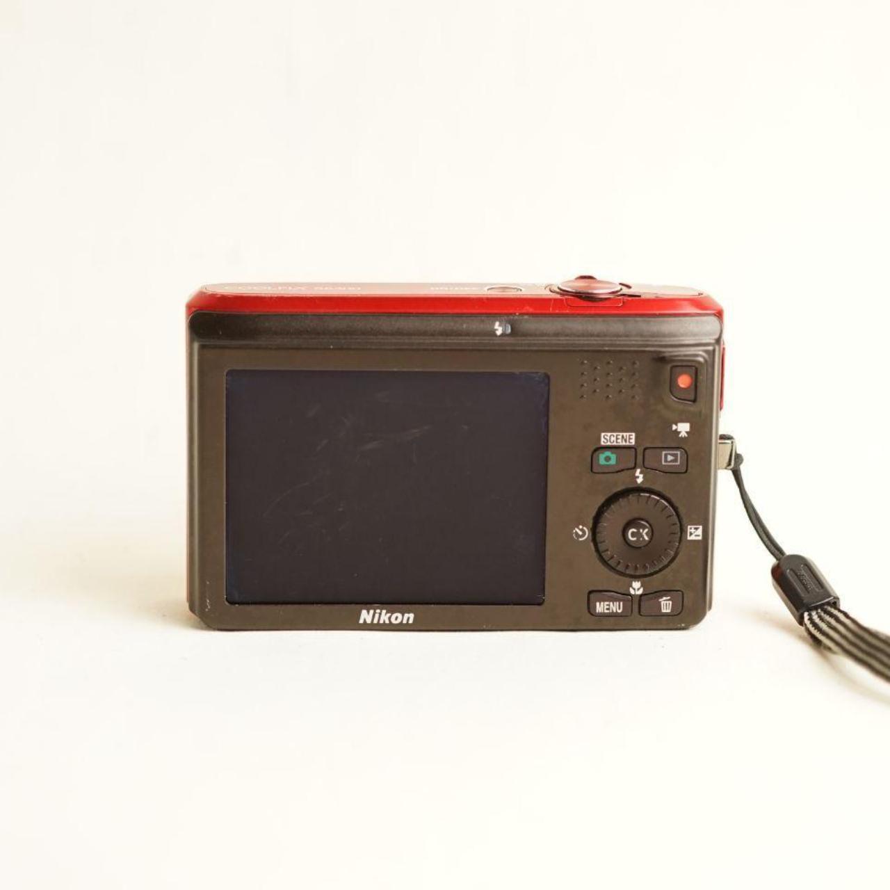 Nikon Coolpix S6300 Digital Camera | 16.0MP | Read Description | Red