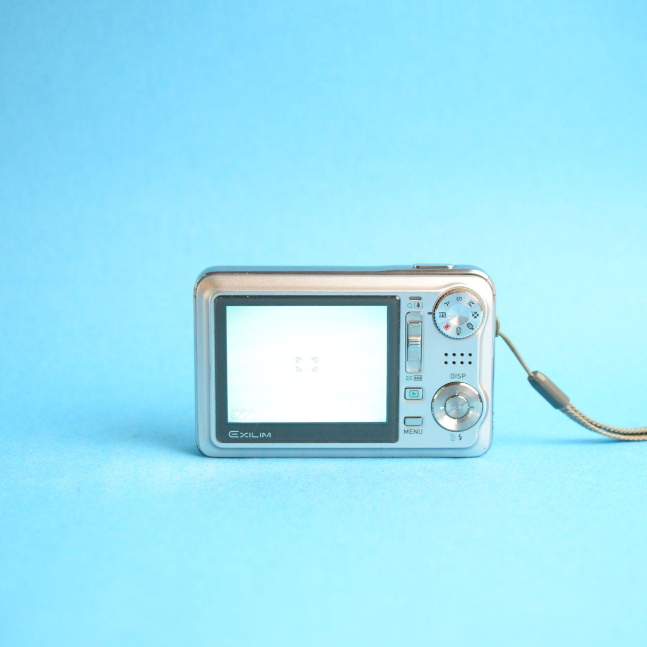 Casio Exilim EX-V8 Digital Camera | 8.1MP | Tested & Working | Silver
