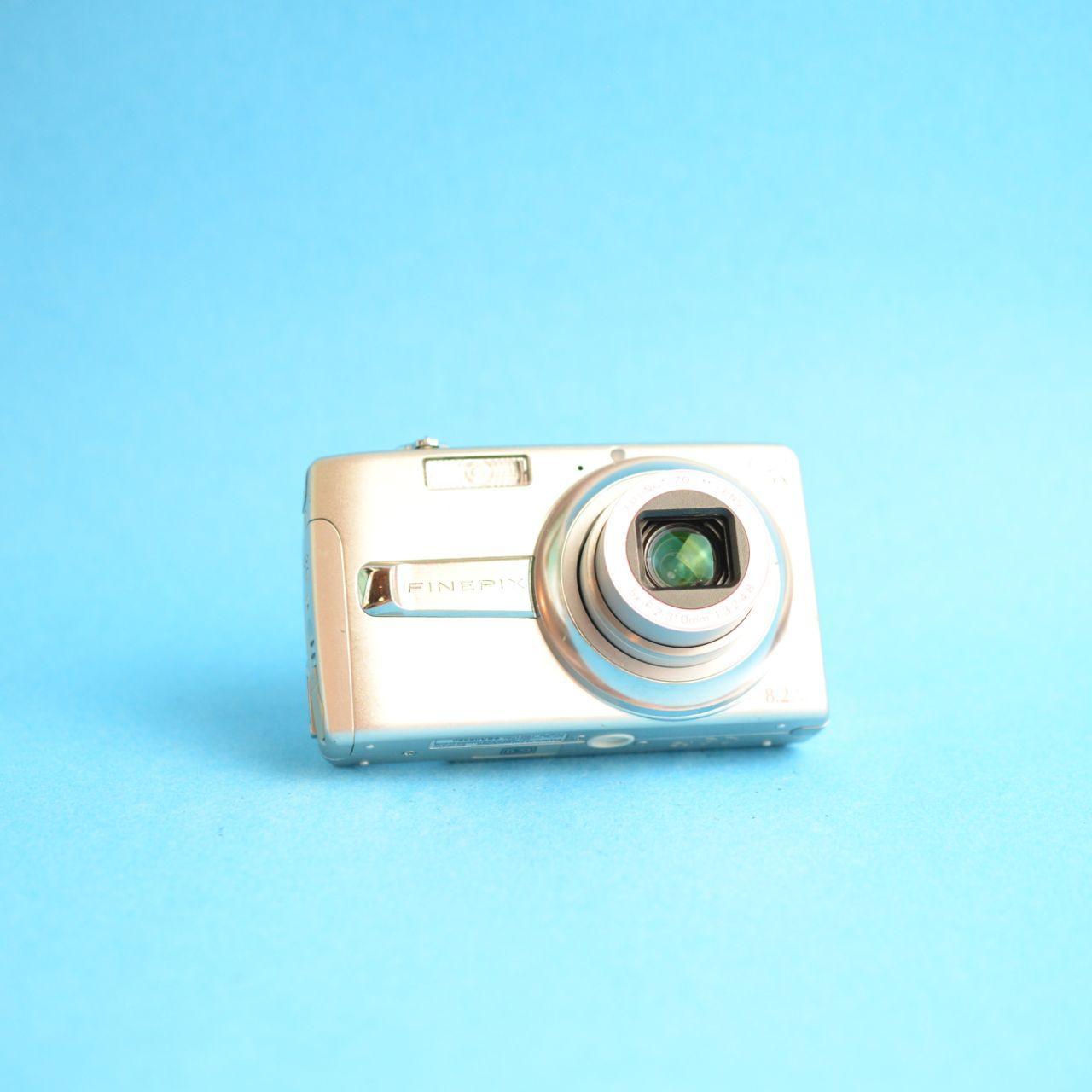 Fujifilm FinePix J50 Digital Camera | 8.2MP | Tested & Working | Silver