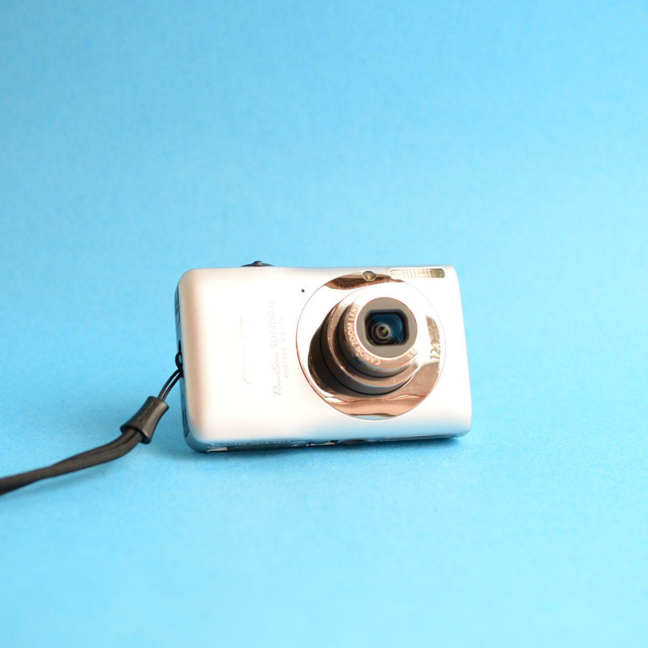 Canon PowerShot SD1300 IS Digital Camera | 12.1MP | Read Description | Silver