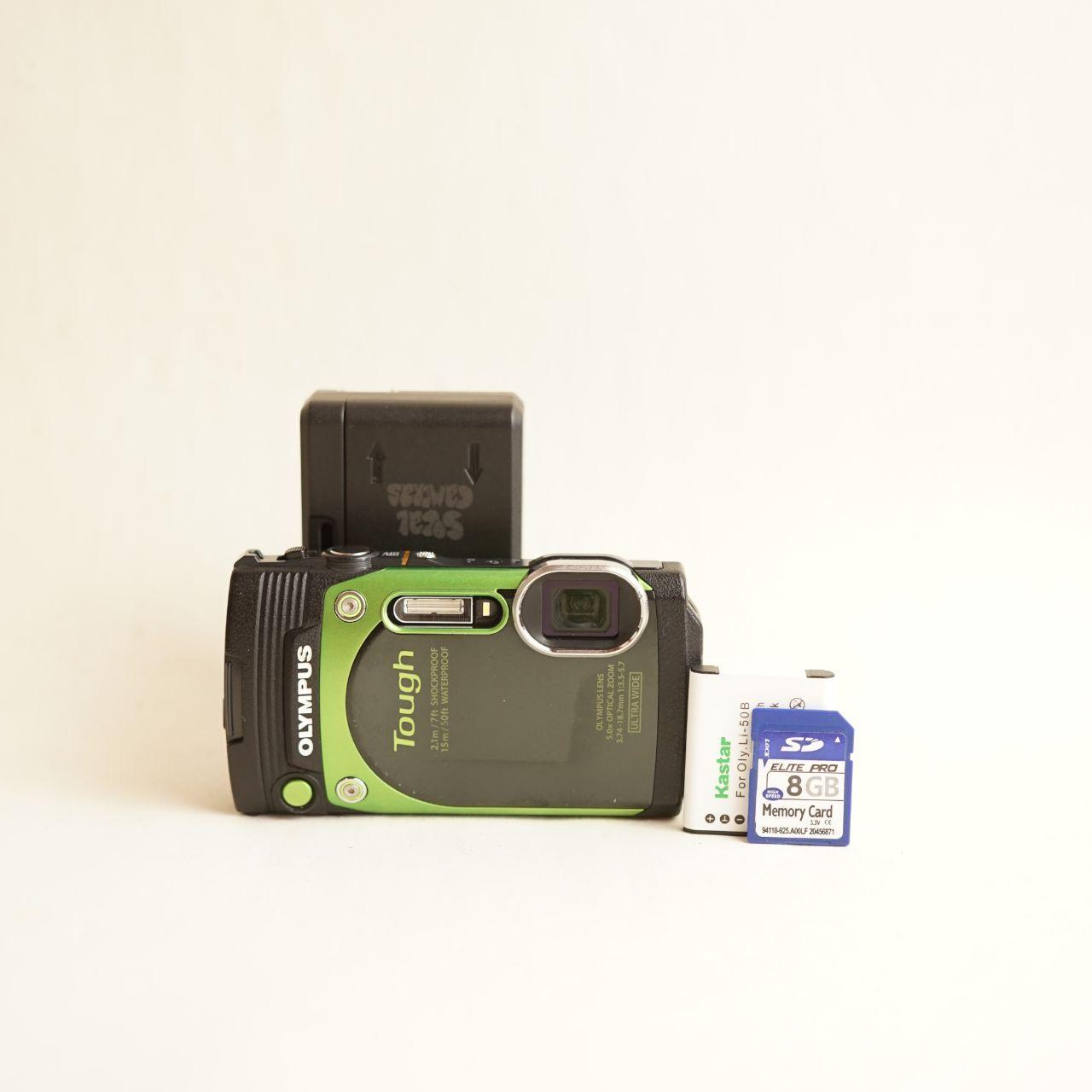 Olympus Stylus TG-870 Digital Camera | 16MP | Read Description | Black & Green