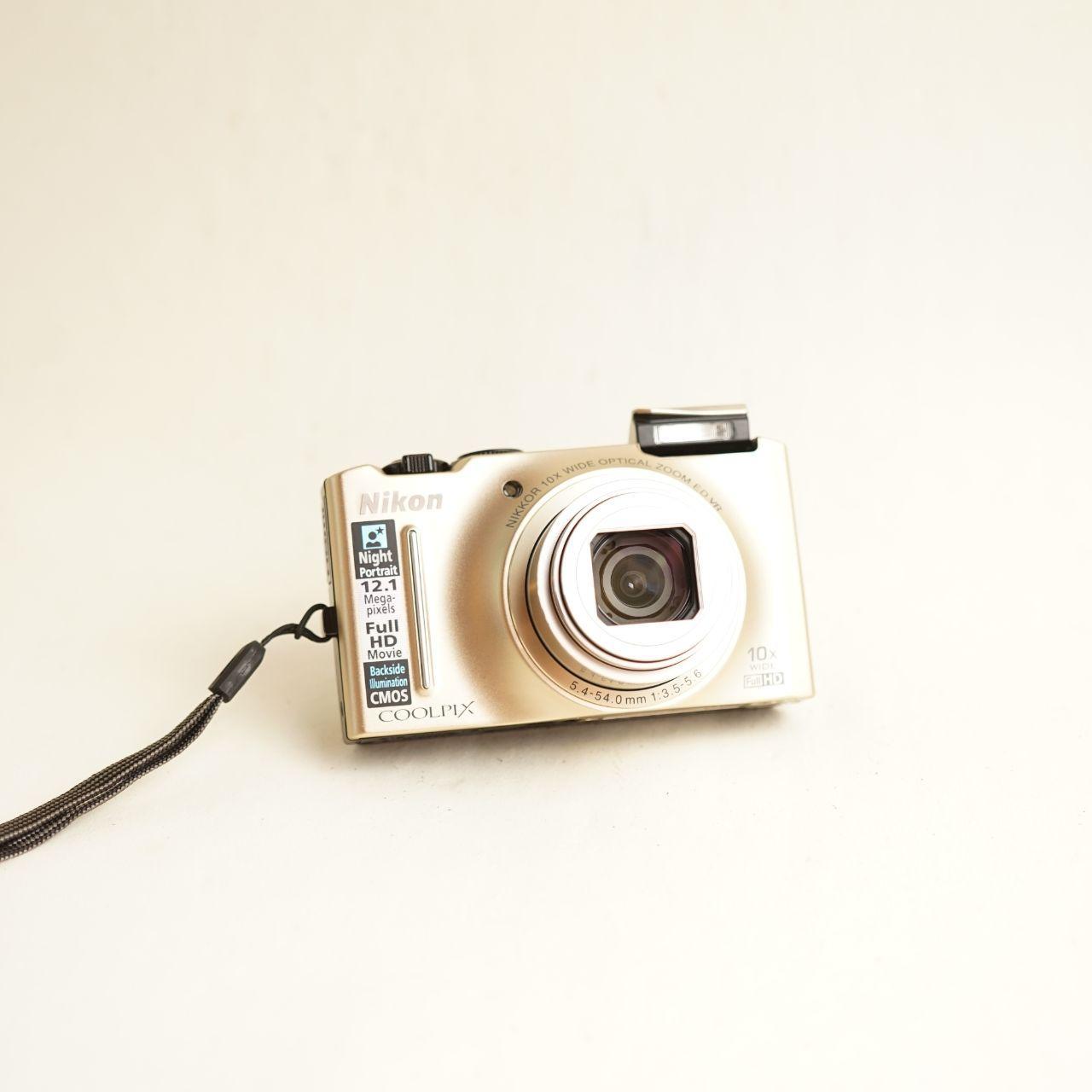 Nikon Coolpix S8100 Digital Camera | 12.1MP | Tested & Working | Gold