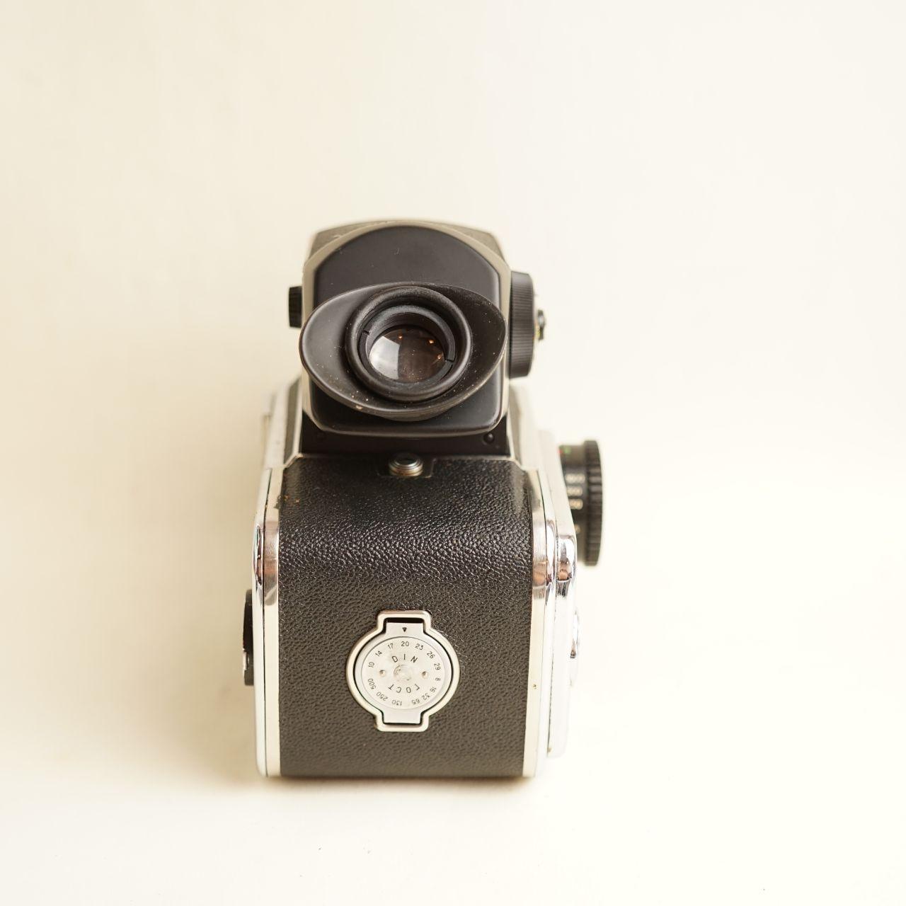 Kiev 88 Medium Format Film Camera | Vega-12B 90mm f/2.8 Lens | Tested & Working | Silver/Black